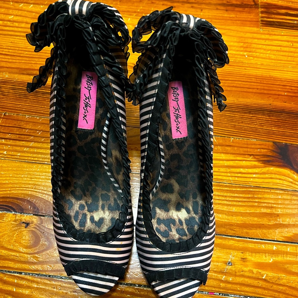 Betsey Johnson pink & black striped heels